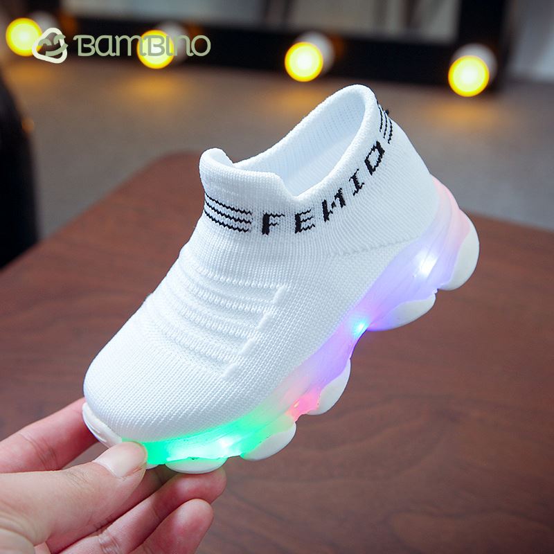 Tênis Casual Infantil com LED Tênis Casual Infantil com Led Loja do Bambino 